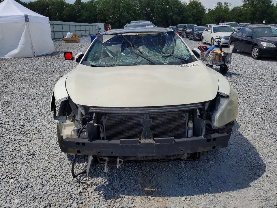 Photo 5 from auction – 2010 NISSAN MAXIMA with VIN 1N4AA5AP4AC828889