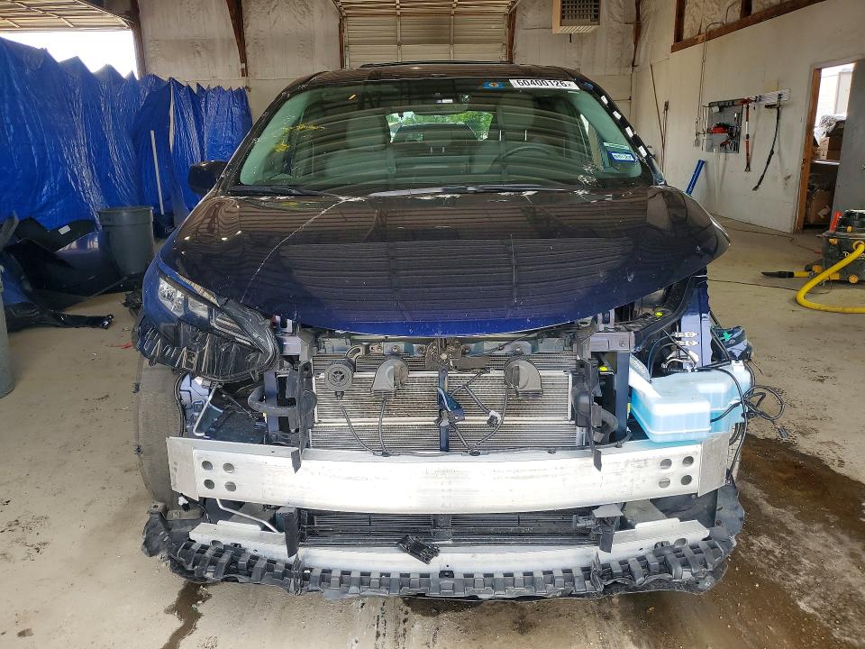 Photo 5 from auction – 2025 TOYOTA SIENNA with VIN 5TDBRKEC1SS263479