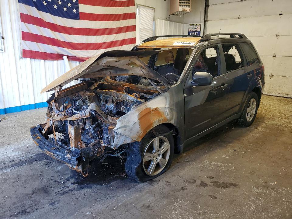 SUBARU FORESTER 2013 with VIN JF2SHABC6DH443647 - Photo from auction