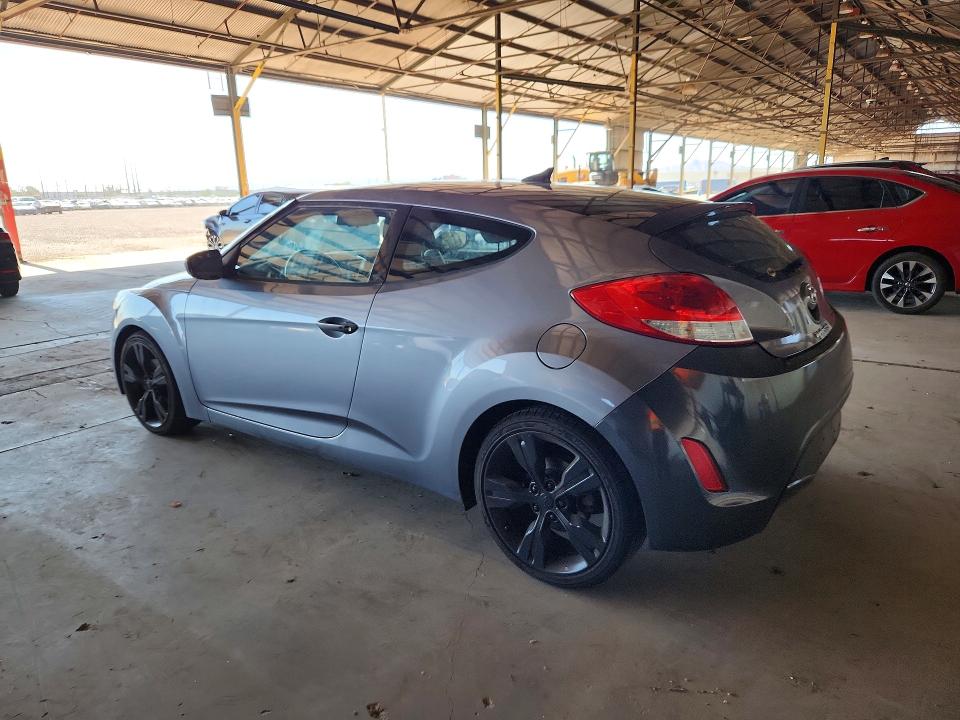 Photo 2 from auction – 2015 HYUNDAI VELOSTER with VIN KMHTC6AD8FU233453