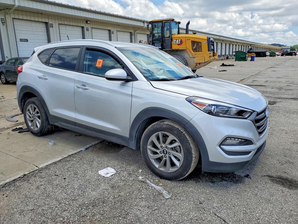 Photo 4 from auction – 2016 HYUNDAI TUCSON with VIN KM8J33A4XGU062423