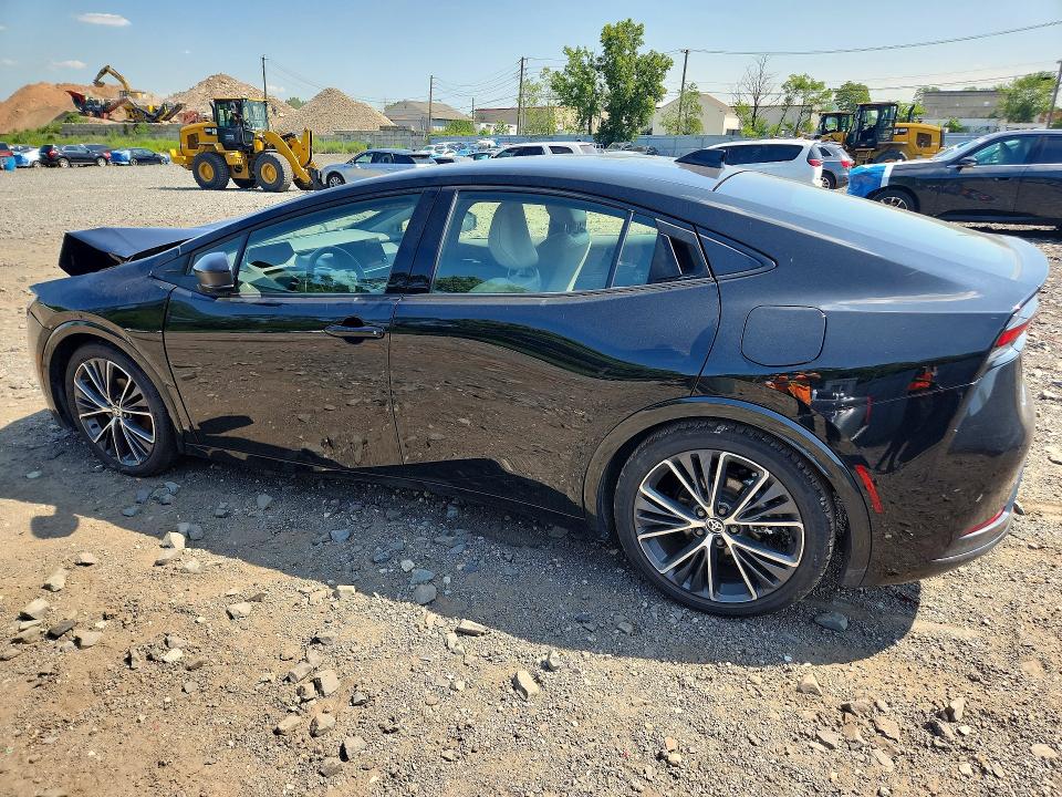 Zdjęcie 2 z aukcji – 2025 TOYOTA PRIUS z VIN JTDACAAU7S3051824