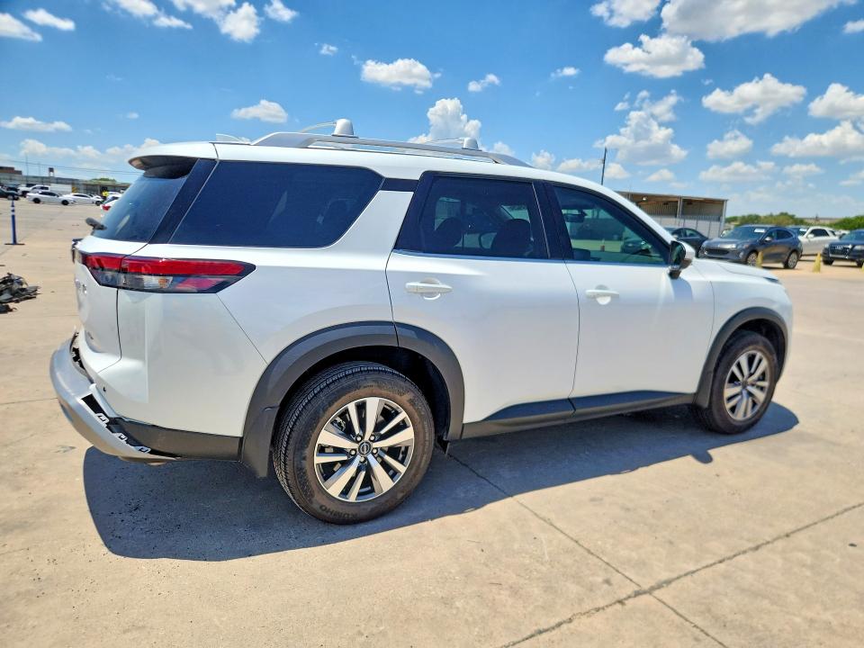 Photo 3 from auction – 2025 NISSAN PATHFINDER with VIN 5N1DR3CA7SC314299