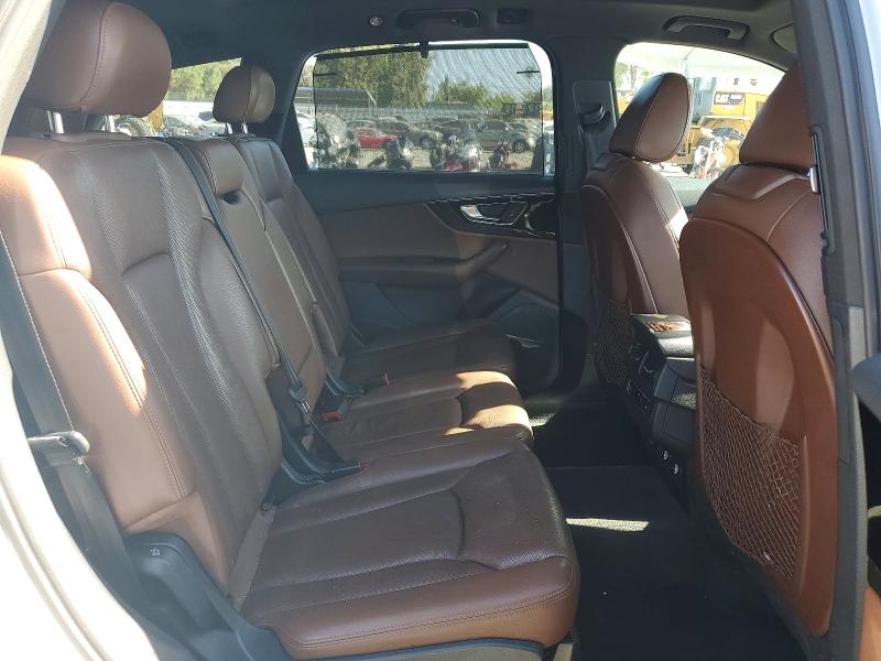 Фото 11 с аукциона – 2018 AUDI Q7 с VIN WA1LAAF74JD000253