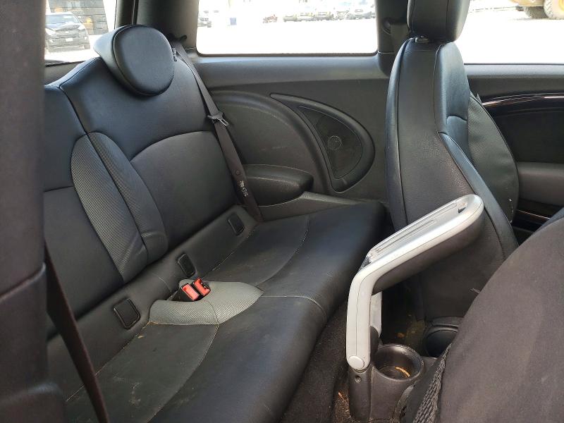 Photo 10 from auction – 2008 MINI COOPER with VIN WMWMF33518TT60216