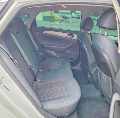 Photo 10 from auction – 2019 HYUNDAI SONATA with VIN 5NPE24AF5KH754852