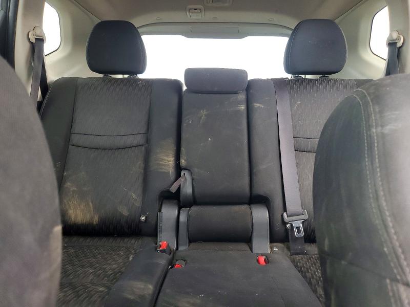 Photo 10 from auction – 2017 NISSAN ROGUE with VIN KNMAT2MV0HP543980