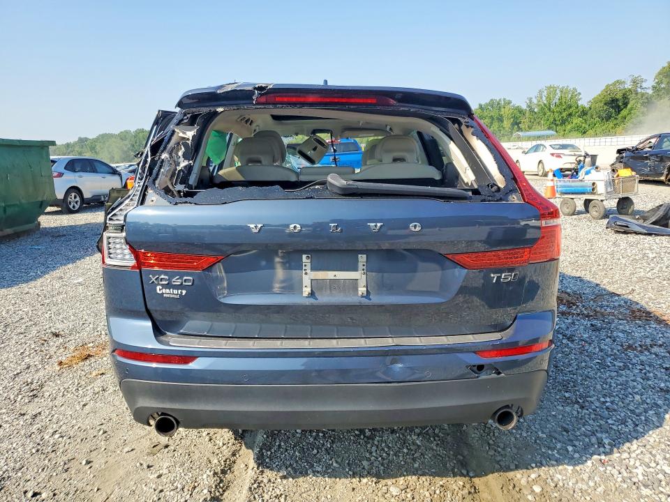 Photo 6 from auction – 2018 VOLVO XC60 with VIN YV4102RK4J1064572