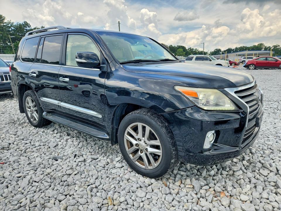 Photo 4 from auction – 2013 LEXUS LX with VIN JTJHY7AXXD4101381