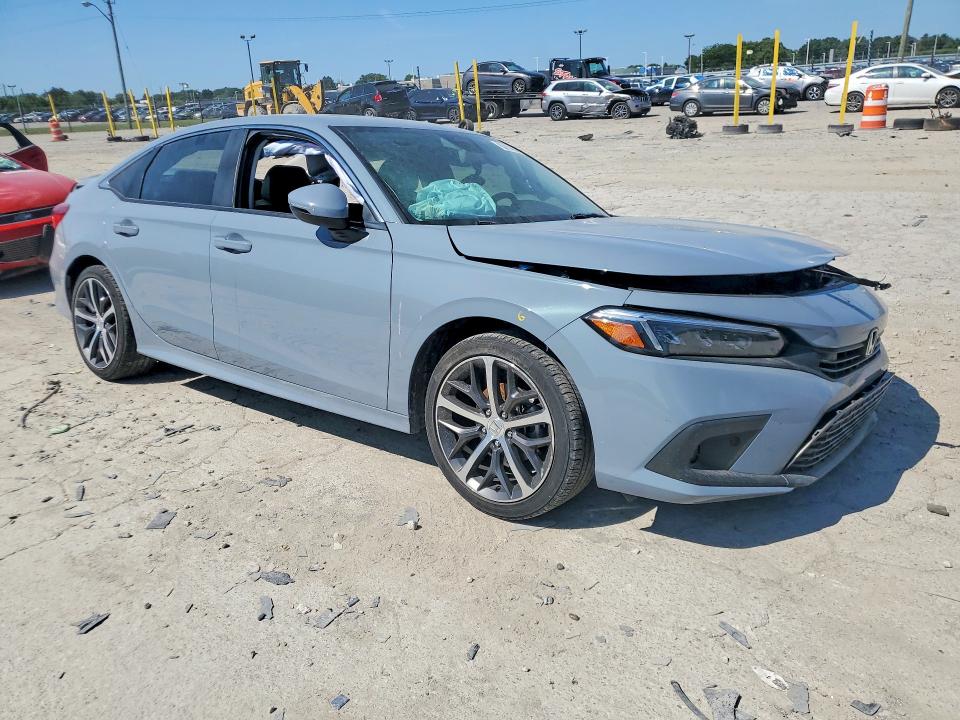 Photo 4 from auction – 2022 HONDA CIVIC with VIN 2HGFE1F90NH321502