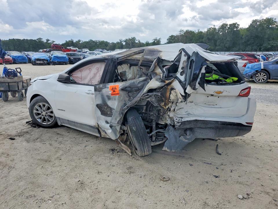 Photo 2 from auction – 2020 CHEVROLET EQUINOX with VIN 3GNAXHEV8LS577348