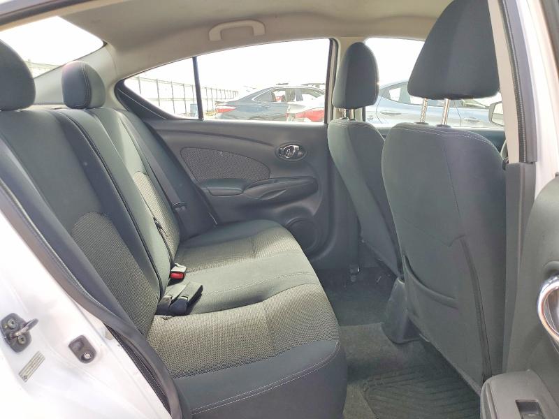 Photo 10 from auction – 2016 NISSAN VERSA with VIN 3N1CN7AP1GL851419