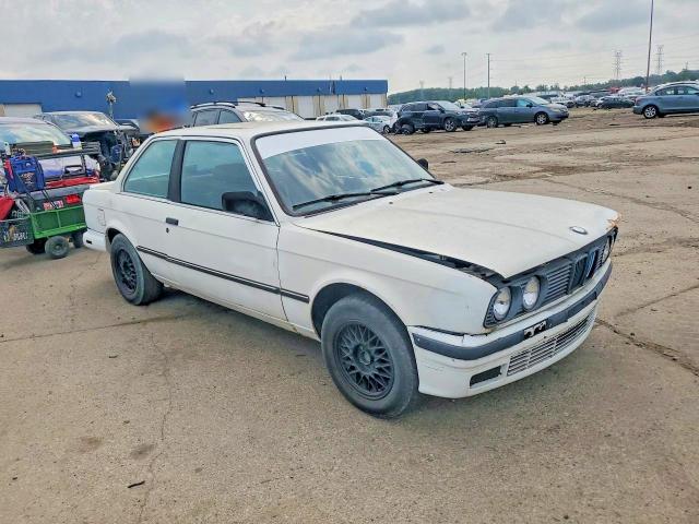 Zdjęcie 4 z aukcji – 1986 BMW 325 z VIN WBAAB6409G1680719