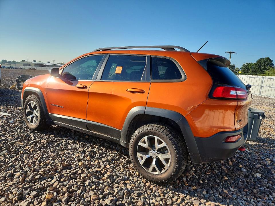 Photo 2 from auction – 2015 JEEP CHEROKEE with VIN 1C4PJMBS6FW618642