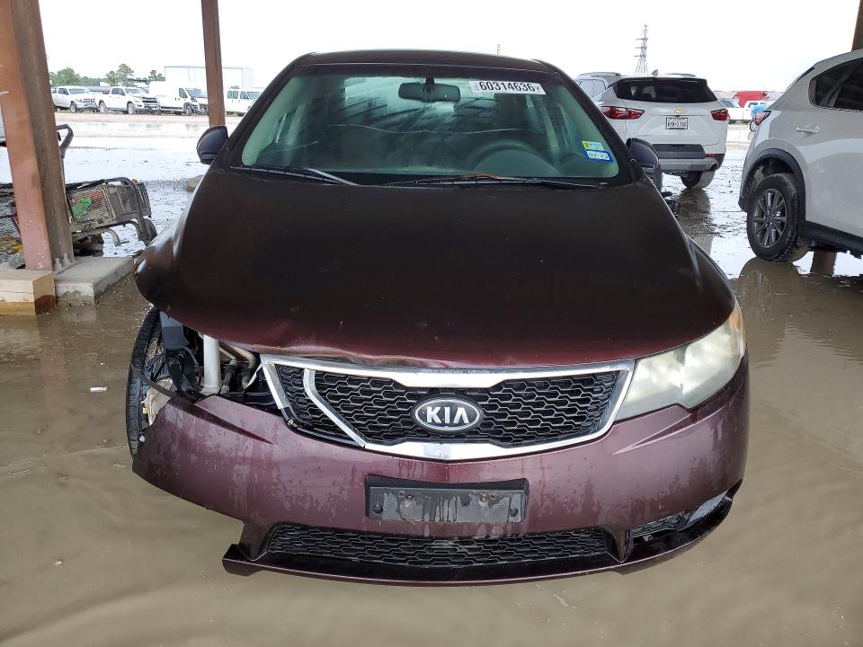 Photo 5 from auction – 2011 KIA FORTE with VIN KNAFU4A28B5327898