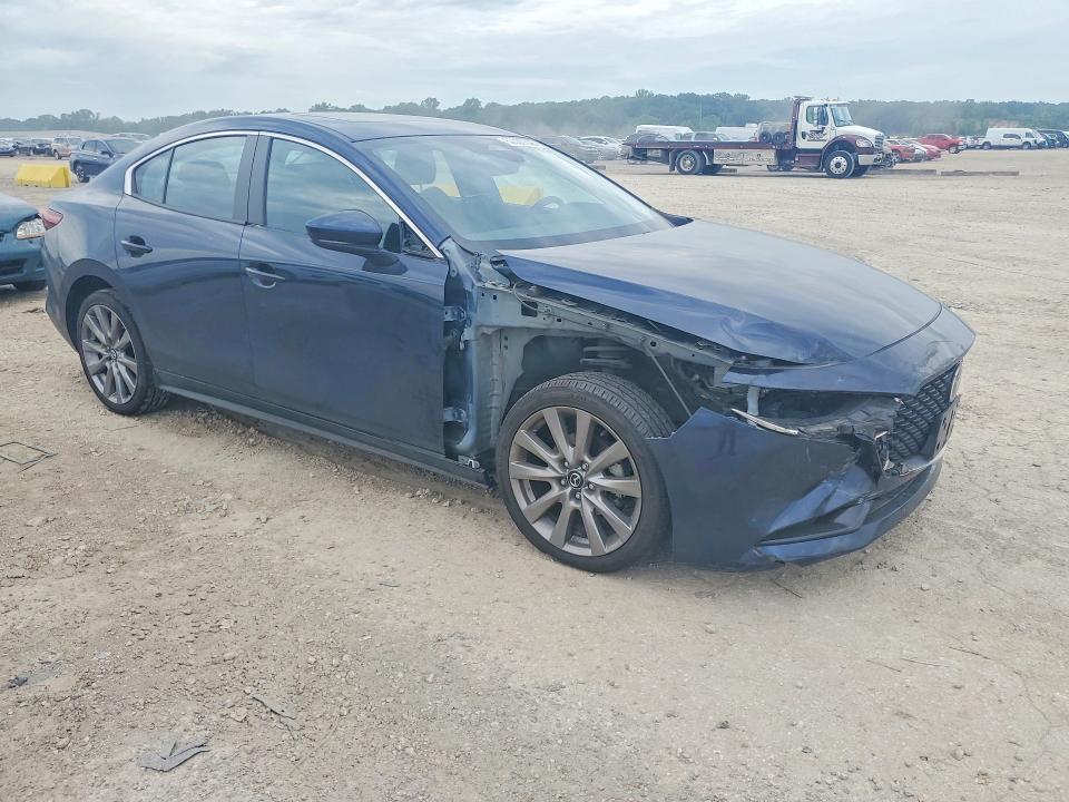 Photo 4 from auction – 2025 MAZDA 3 with VIN JM1BPACM1S1782217