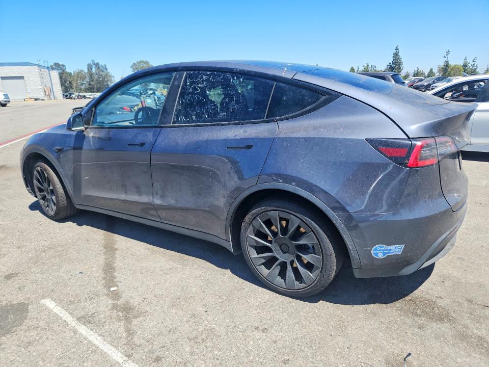 Photo 2 from auction – 2021 TESLA MODEL Y with VIN 5YJYGDEE5MF084074