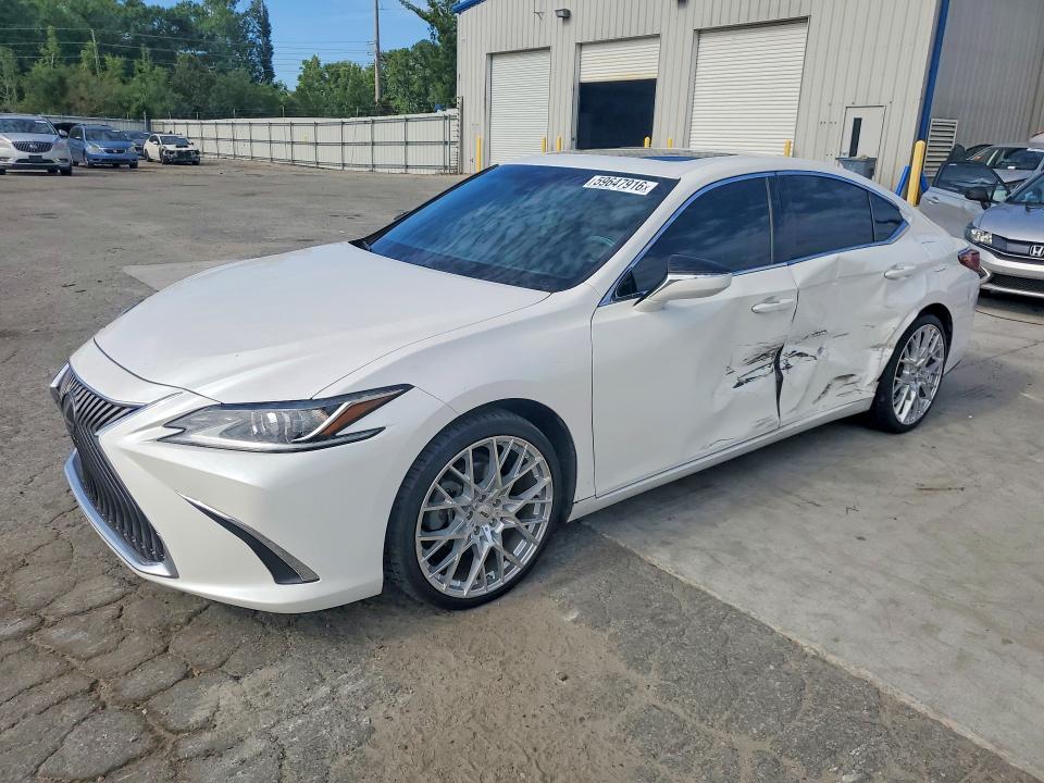 LEXUS ES 2019 with VIN 58ABZ1B18KU045293 - Photo from auction