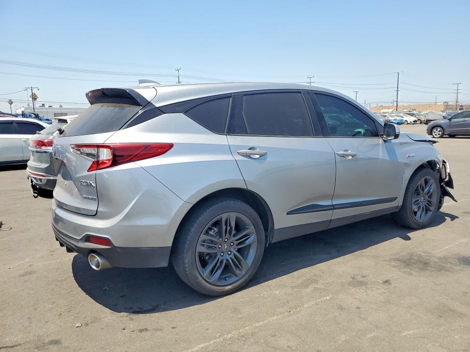 Photo 3 from auction – 2024 ACURA RDX with VIN 5J8TC2H60RL006046