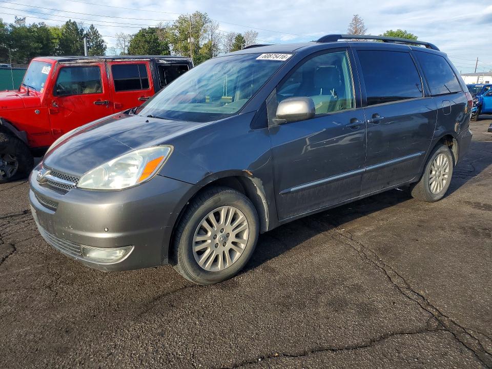 2005 TOYOTA SIENNA - Търг №60875416