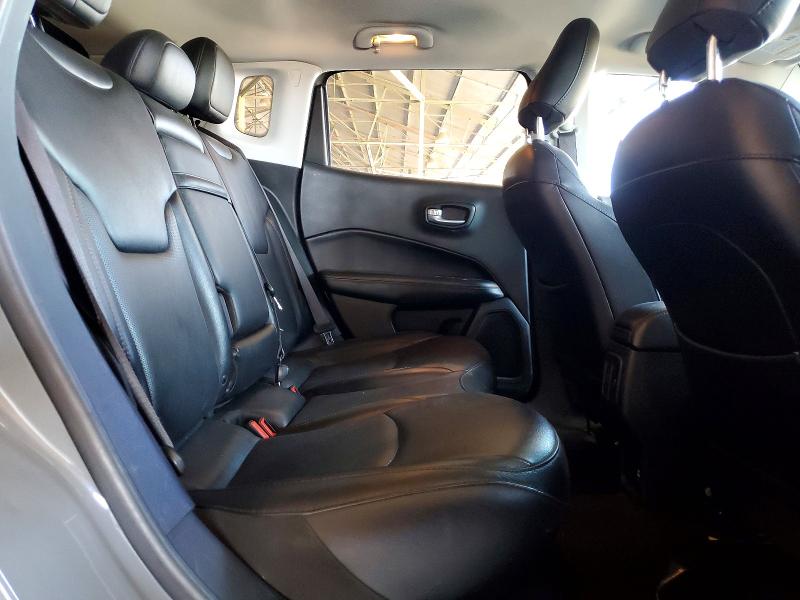 Foto 10 de la subasta – 2019 JEEP COMPASS con VIN 3C4NJDCB5KT780638