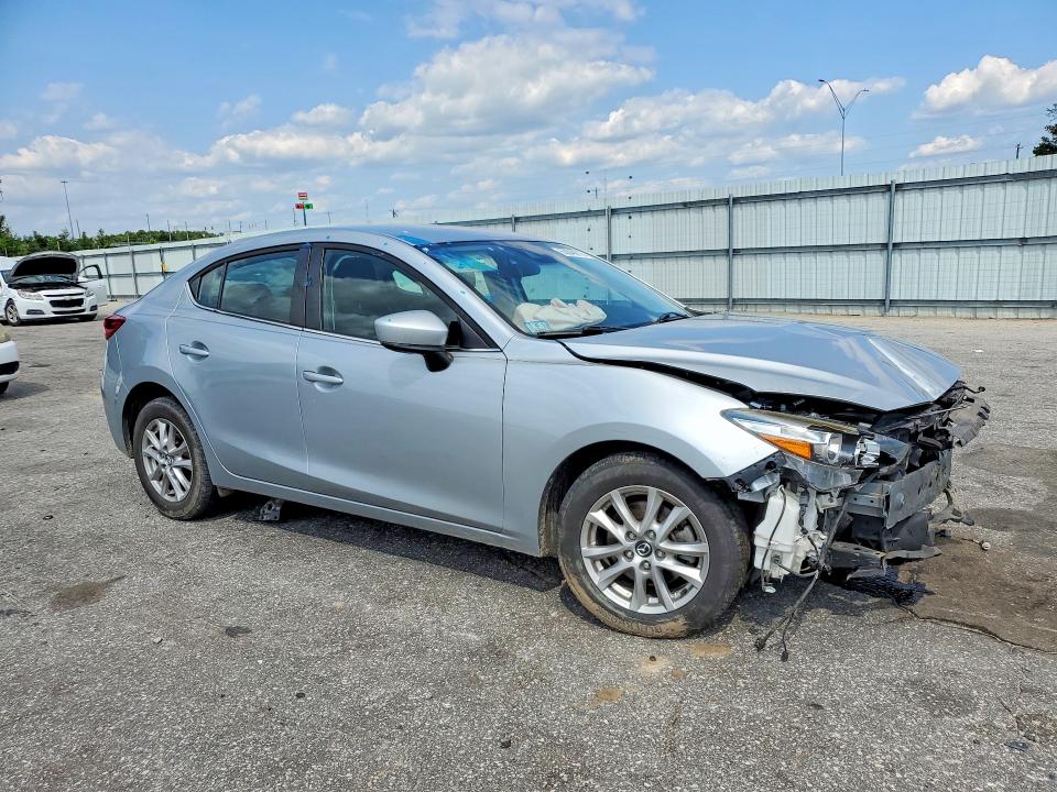 Фото 4 с аукциона – 2018 MAZDA 3 с VIN 3MZBN1U74JM188542
