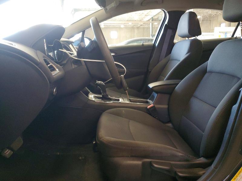 Photo 7 from auction – 2017 CHEVROLET CRUZE with VIN 1G1BE5SM0H7206356