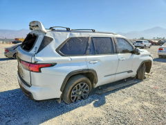 Photo 3 from auction – 2025 TOYOTA SEQUOIA with VIN 7SVAAABA2SX067292