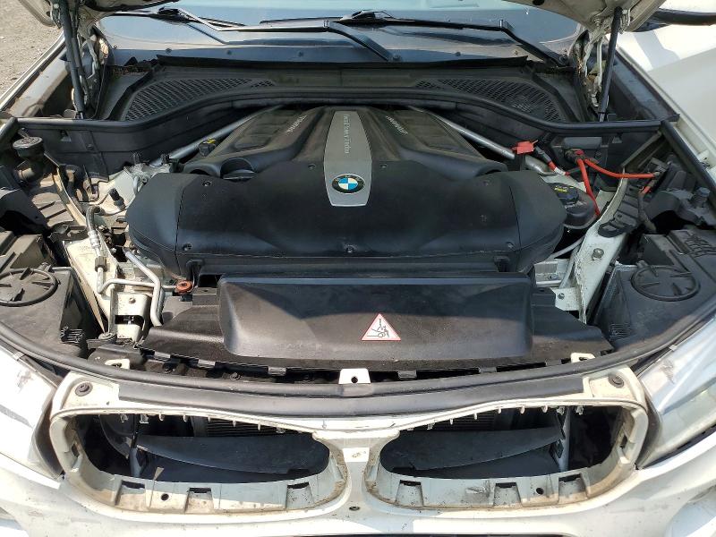 Photo 11 from auction – 2015 BMW X5 with VIN 5UXKR6C55F0J75697
