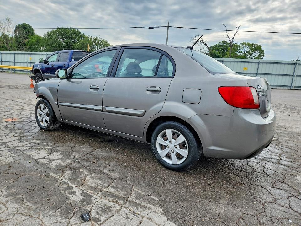 Photo 2 from auction – 2011 KIA RIO with VIN KNADH4A33B6944155
