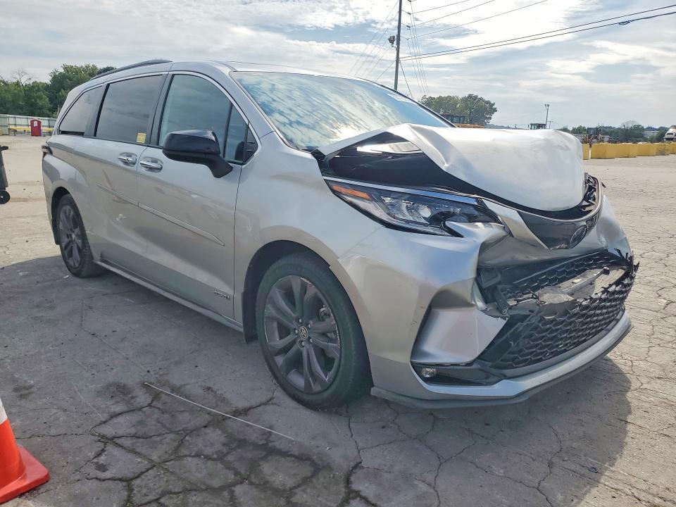 Photo 4 from auction – 2021 TOYOTA SIENNA with VIN 5TDDRKEC8MS059032