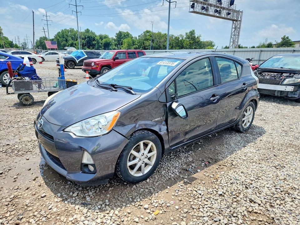 TOYOTA PRIUS C 2012 with VIN JTDKDTB30C1013061 - Photo from auction