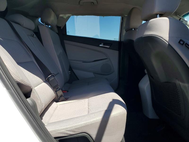 Photo 10 from auction – 2019 HYUNDAI TUCSON with VIN KM8J23A42KU888968