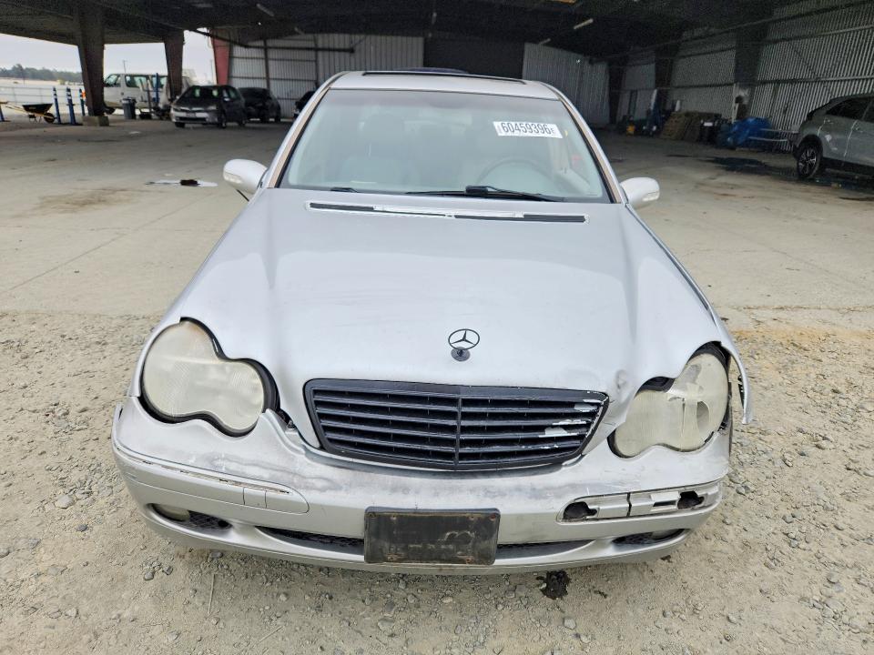 Photo 5 from auction – 2003 MERCEDES-BENZ C with VIN WDBRF61J53F441803