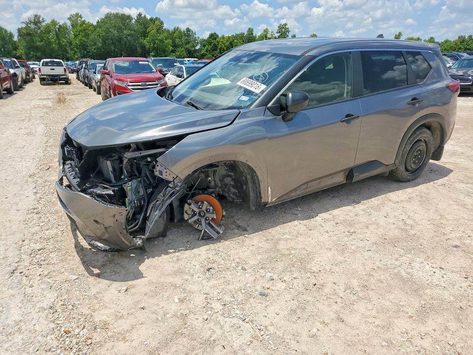 NISSAN ROGUE 2021 with VIN JN8AT3AA0MW004366 - Photo from auction