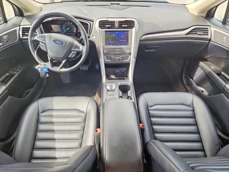 Photo 8 from auction – 2020 FORD FUSION with VIN 3FA6P0CD2LR221193