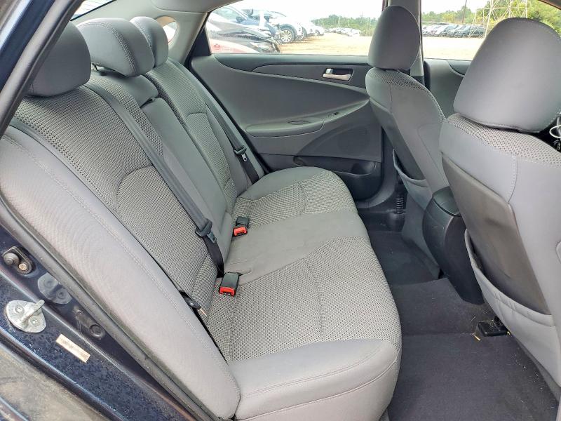 Photo 10 from auction – 2011 HYUNDAI SONATA with VIN 5NPEB4AC0BH210717