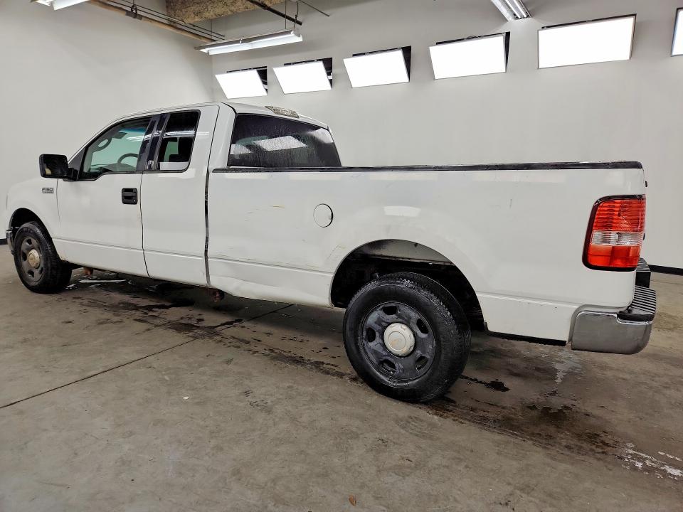 Photo 2 from auction – 2006 FORD F150 with VIN 1FTVX12506NA39585