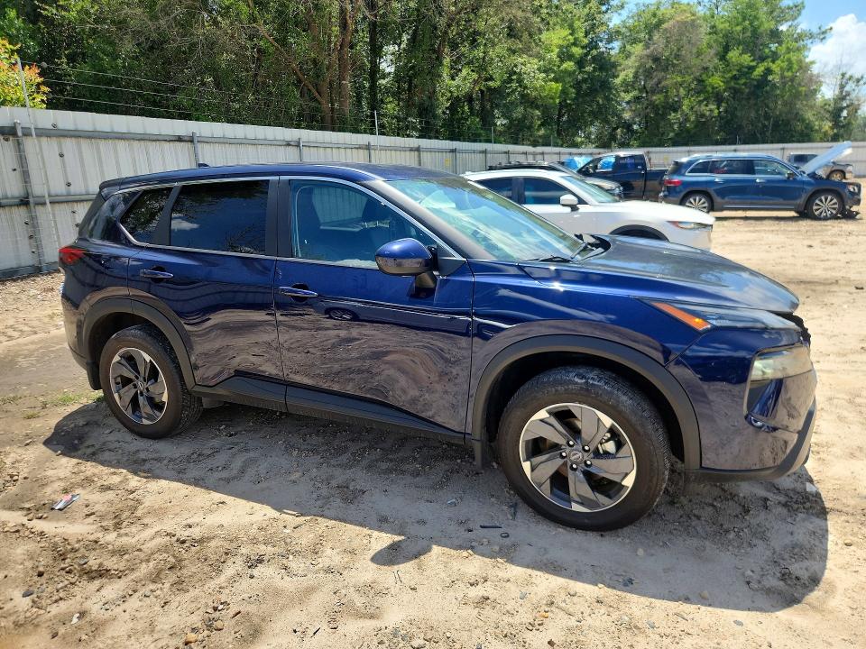 Photo 4 from auction – 2025 NISSAN ROGUE with VIN 5N1BT3BA7SC869229