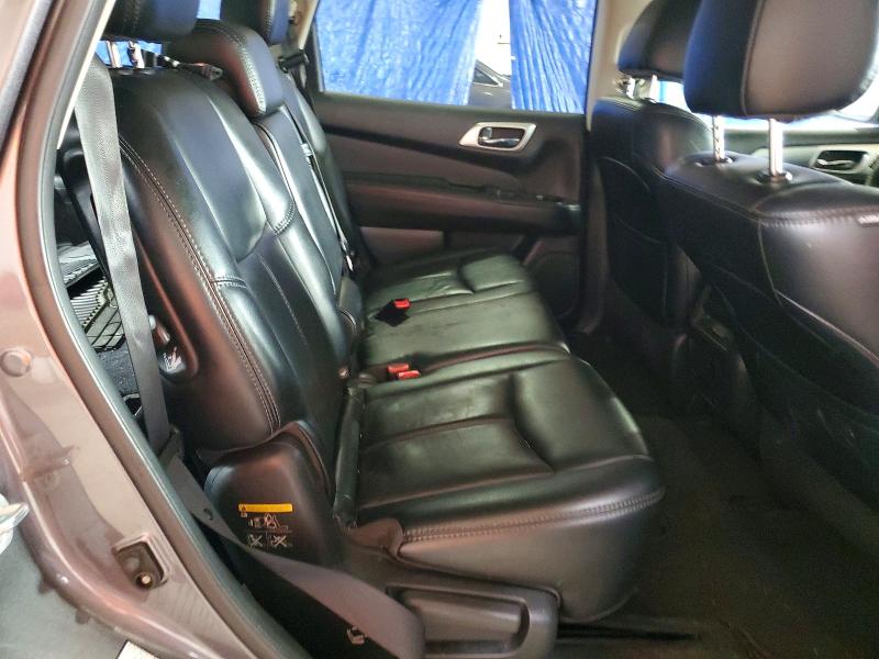 Photo 11 from auction – 2017 NISSAN PATHFINDER with VIN 5N1DR2MM1HC673885