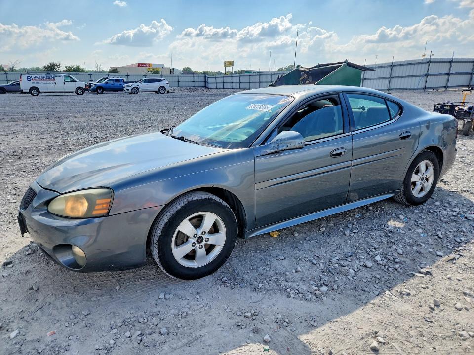 2005 PONTIAC GRAND PRIX - Търг №61213376