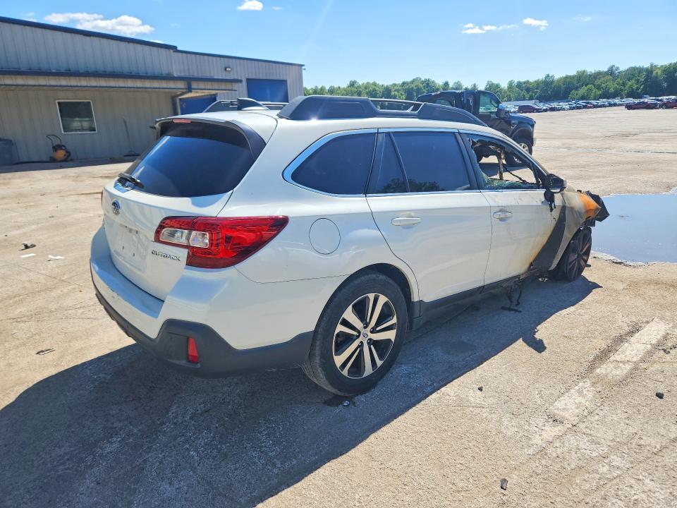 Фото 3 с аукциона – 2019 SUBARU OUTBACK с VIN 4S4BSANC6K3362472