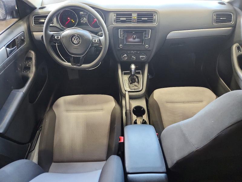 Photo 8 from auction – 2017 VOLKSWAGEN JETTA with VIN 3VW2B7AJ7HM211351