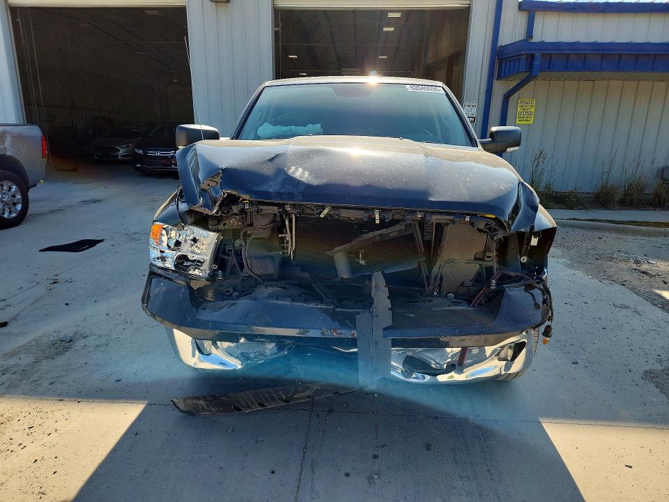Photo 5 from auction – 2016 RAM 1500 with VIN 1C6RR7LT0GS247536
