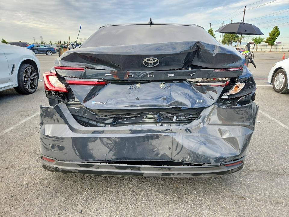 Photo 6 from auction – 2025 TOYOTA CAMRY with VIN 4T1DAACK9SU134093