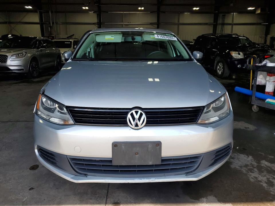 Photo 5 from auction – 2012 VOLKSWAGEN JETTA with VIN 3VWBP7AJ8CM378456