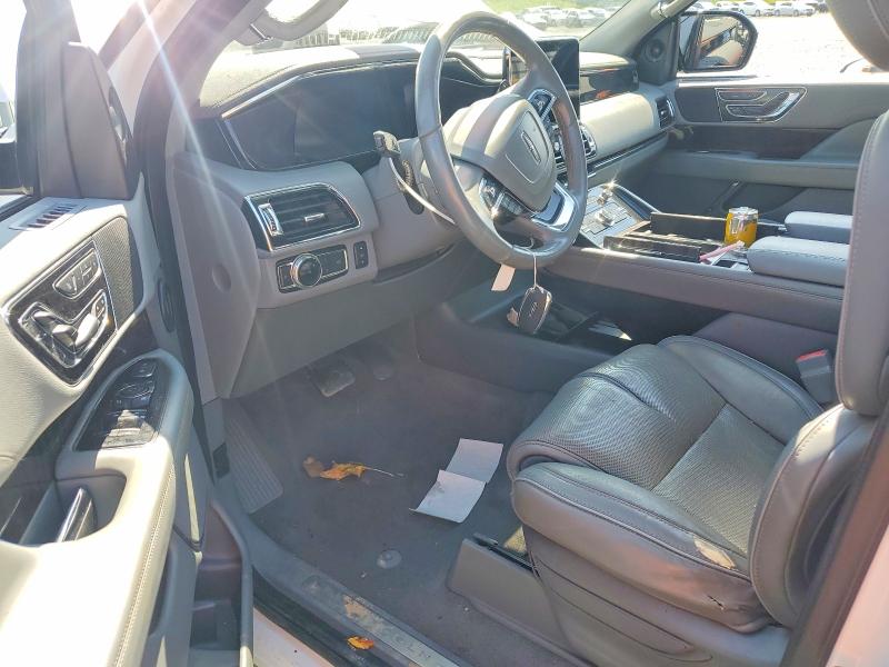 Photo 8 from auction – 2019 LINCOLN NAVIGATOR with VIN 5LMJJ2LT4KEL12629