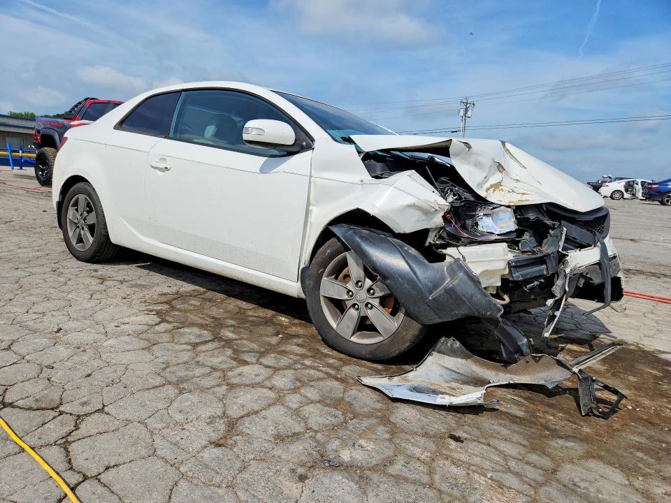 Photo 4 from auction – 2010 KIA FORTE with VIN KNAFU6A26A5117911
