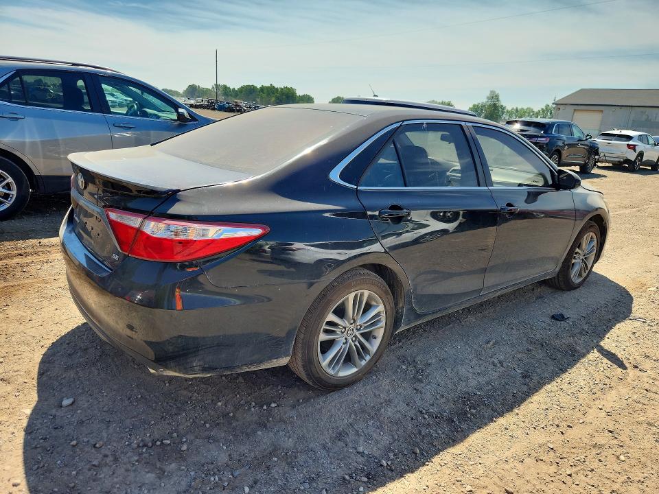 Photo 3 from auction – 2015 TOYOTA CAMRY with VIN 4T1BF1FK4FU017872