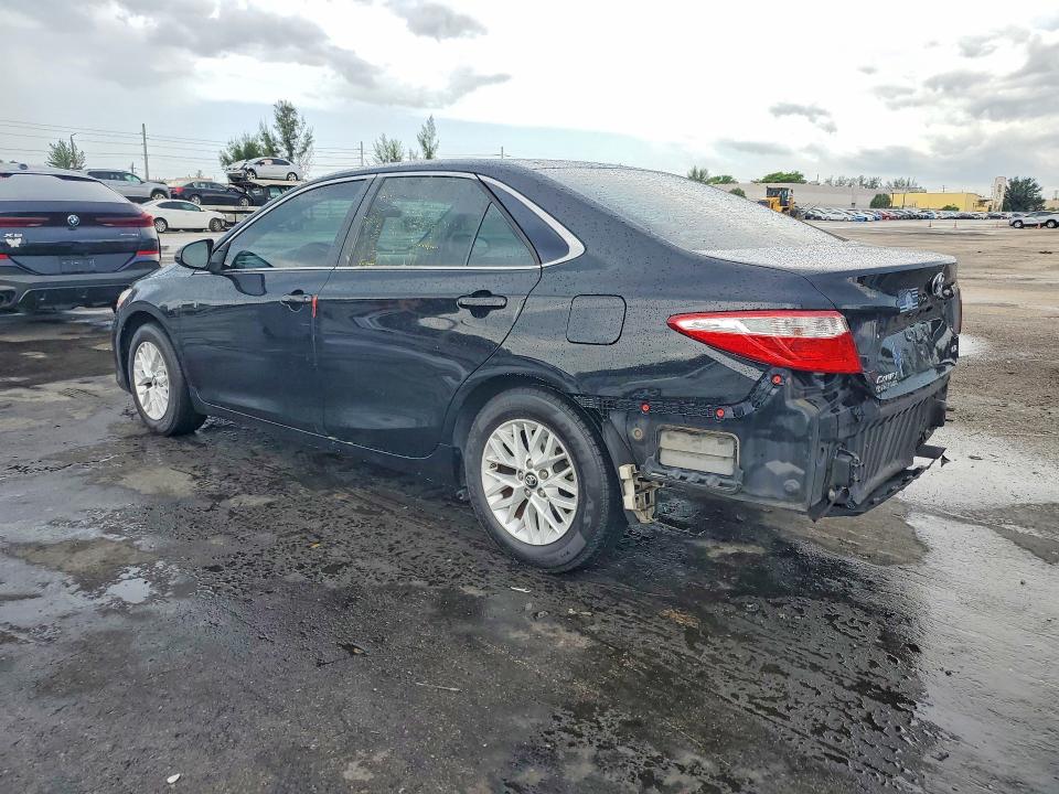 Zdjęcie 2 z aukcji – 2016 TOYOTA CAMRY z VIN 4T1BF1FK0GU188748
